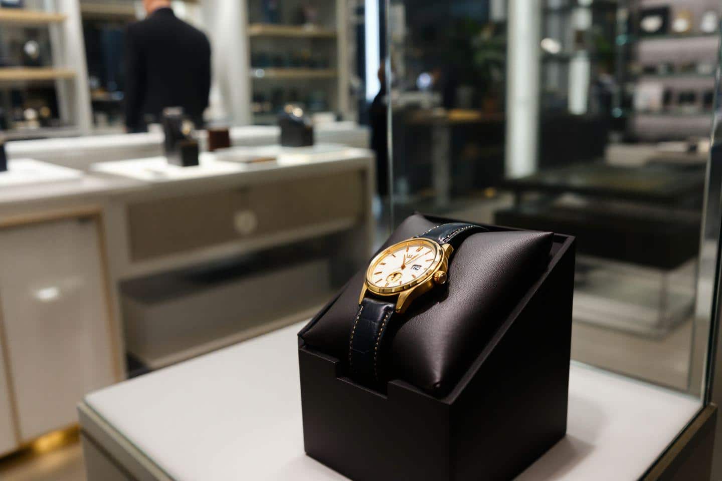 CHRONEXT - Acheter des montres de luxe certifiées et d'occasion | Montres suisses garanties